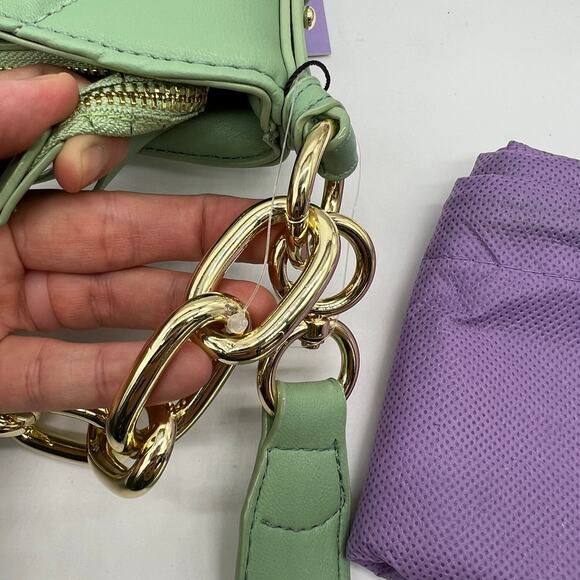 House of Want Convertible RFID Hobo Bag Green Fig - Picture 15 of 16